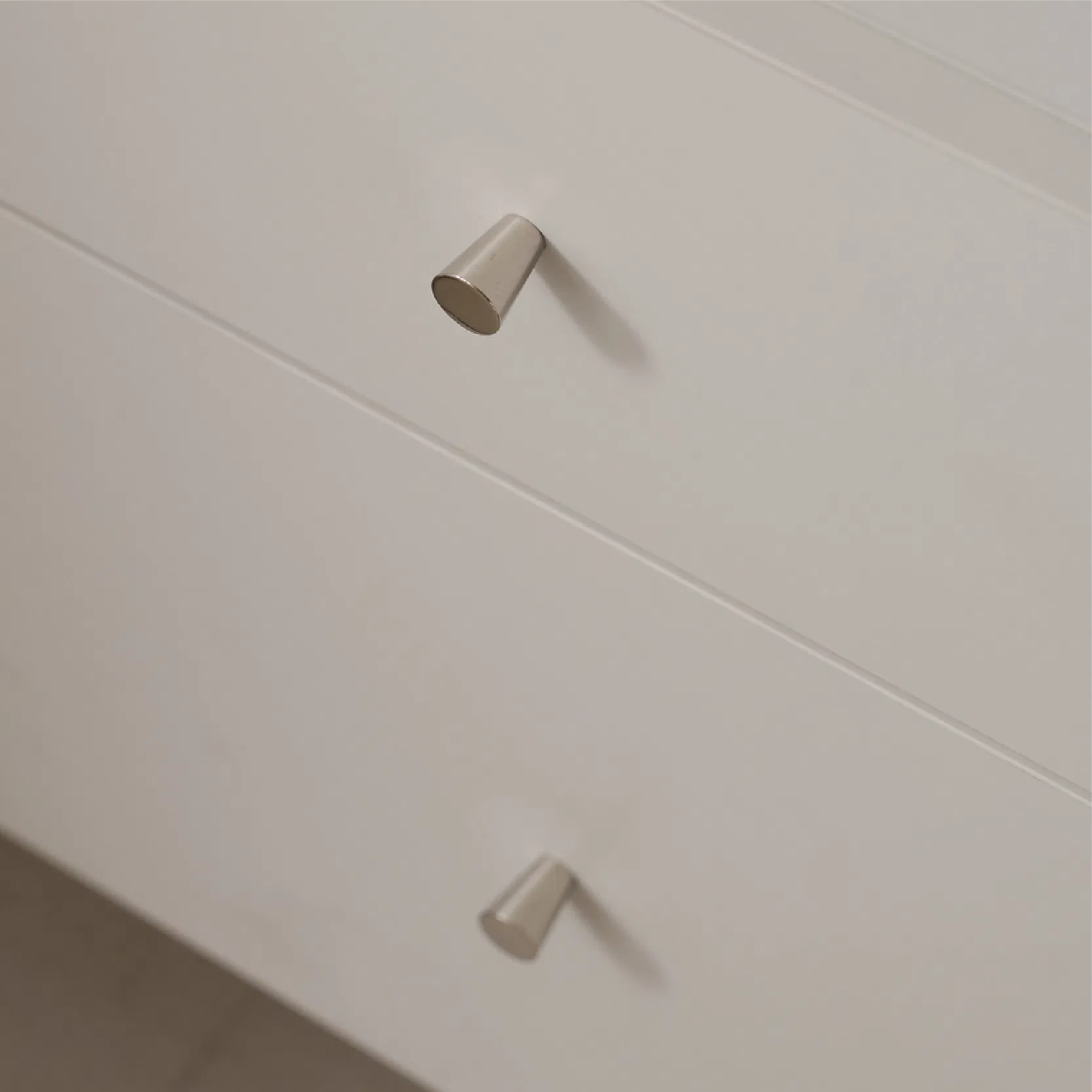 Minimalist Design Customized Wooden Bedroom Furniture Bedside Table