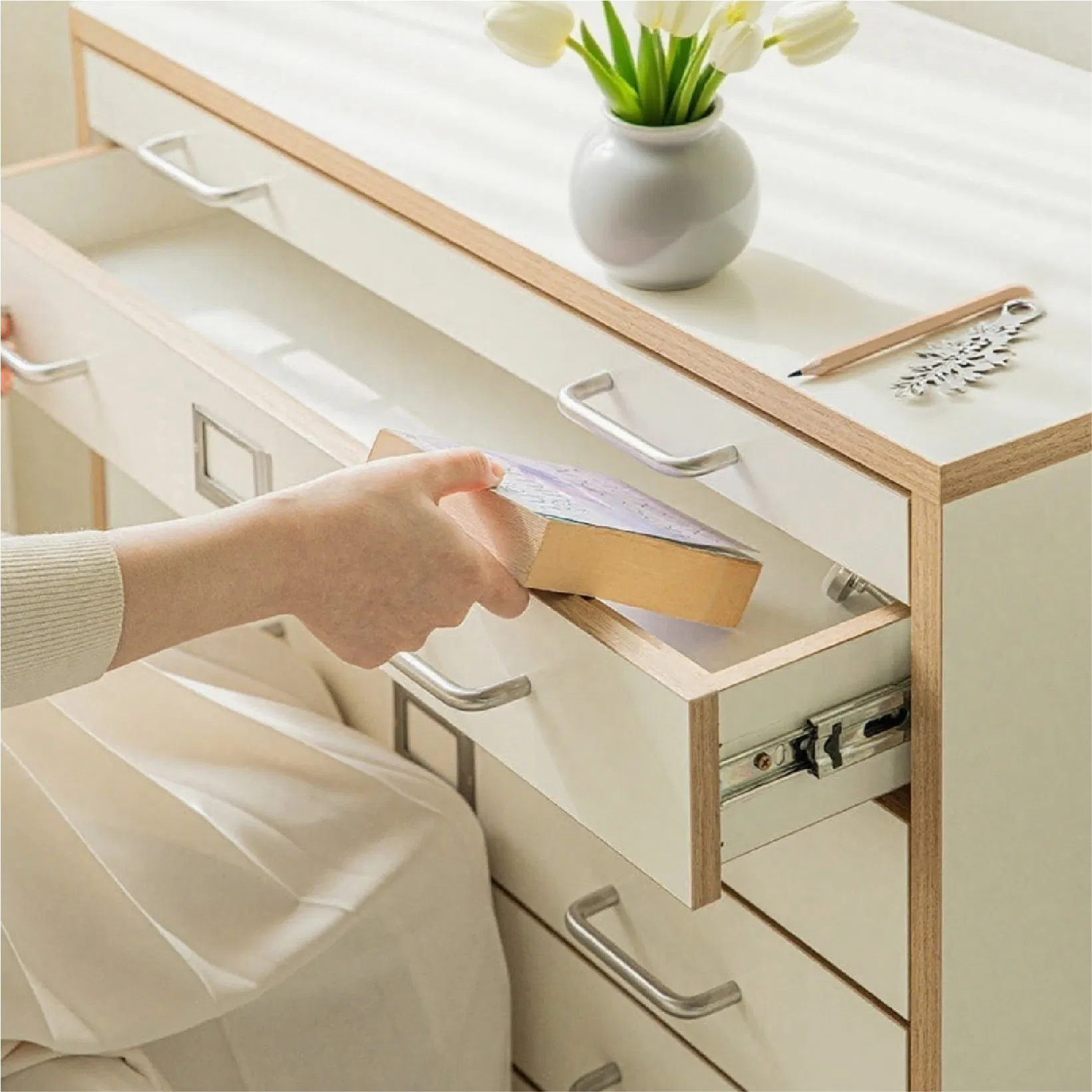 Stylish Wooden Customizable Multi-Drawer Cabinet for Efficient Storage