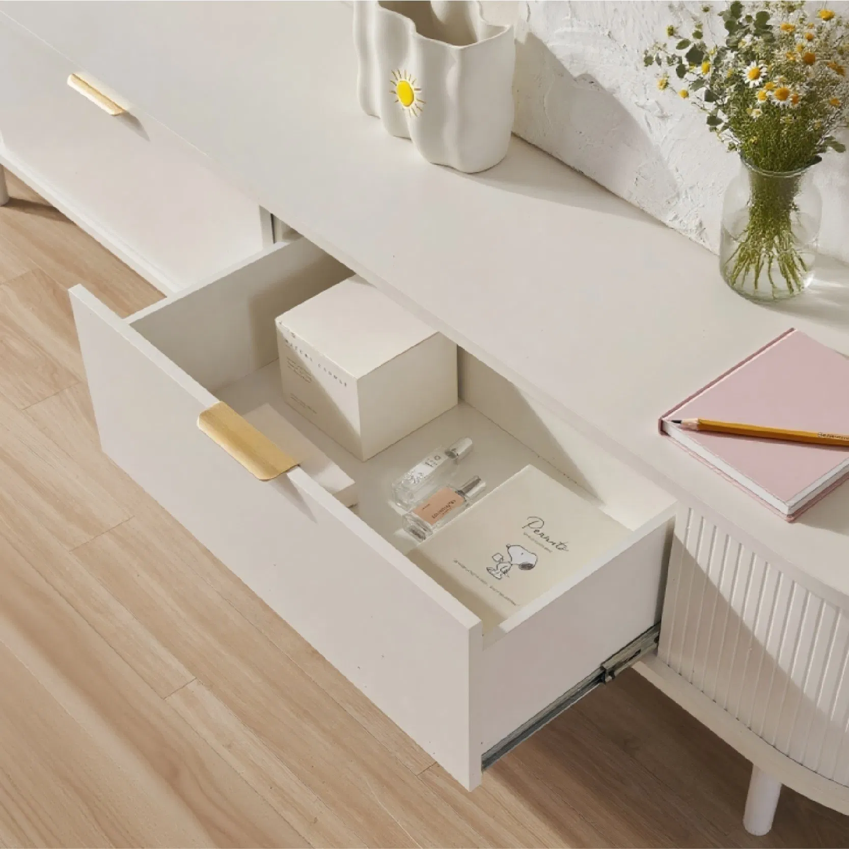 Versatile Modern TV Stand for Living Room Organization