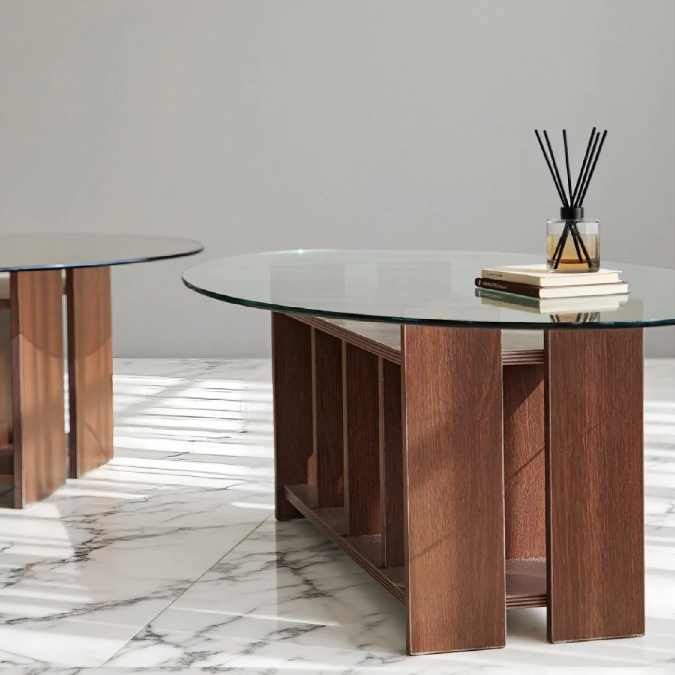 Elegant Modern Round Coffee Table for Luxury Living Rooms