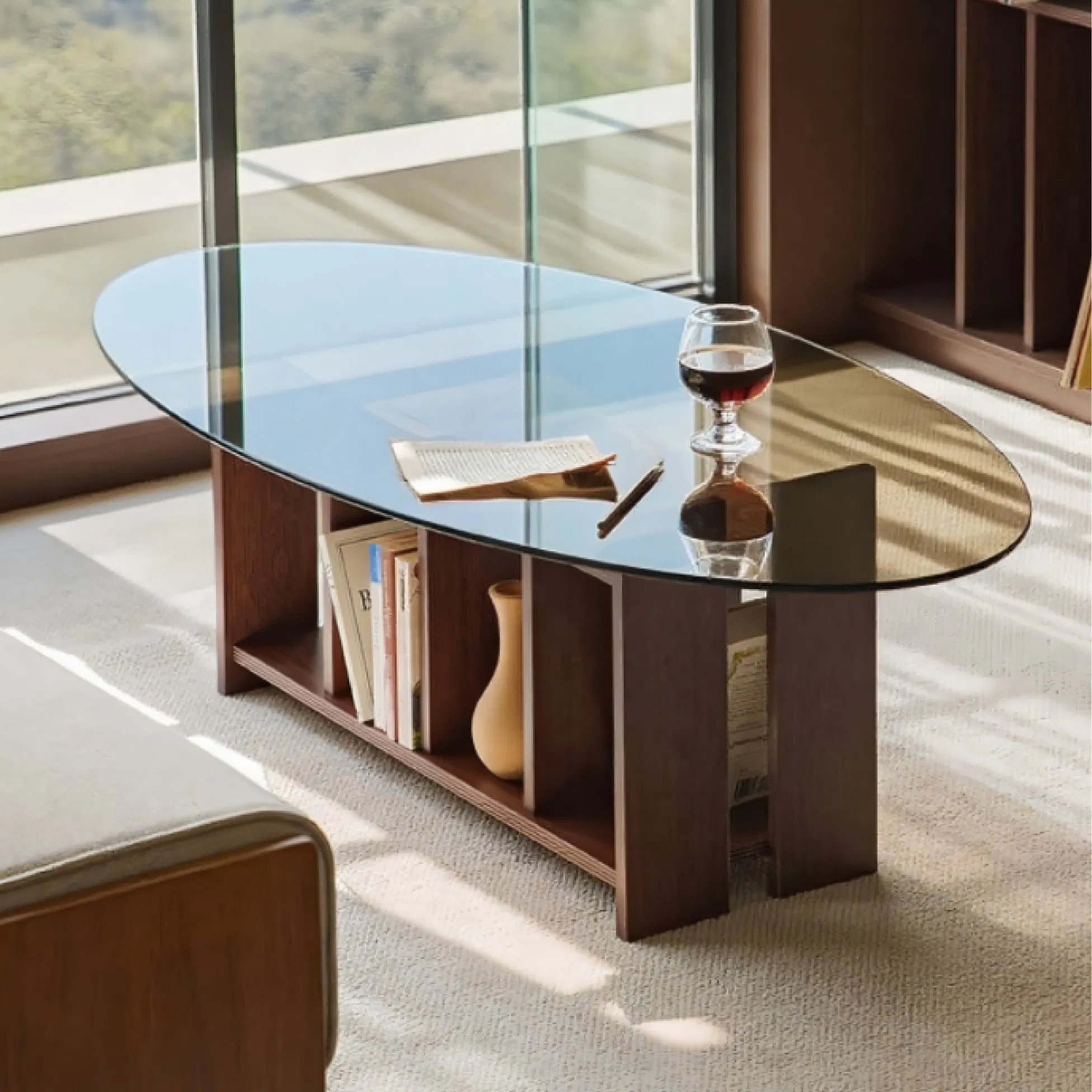 Elegant Modern Round Coffee Table for Luxury Living Rooms